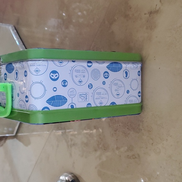 PJ Masks Tin Lunchbox - Picture 4 of 8